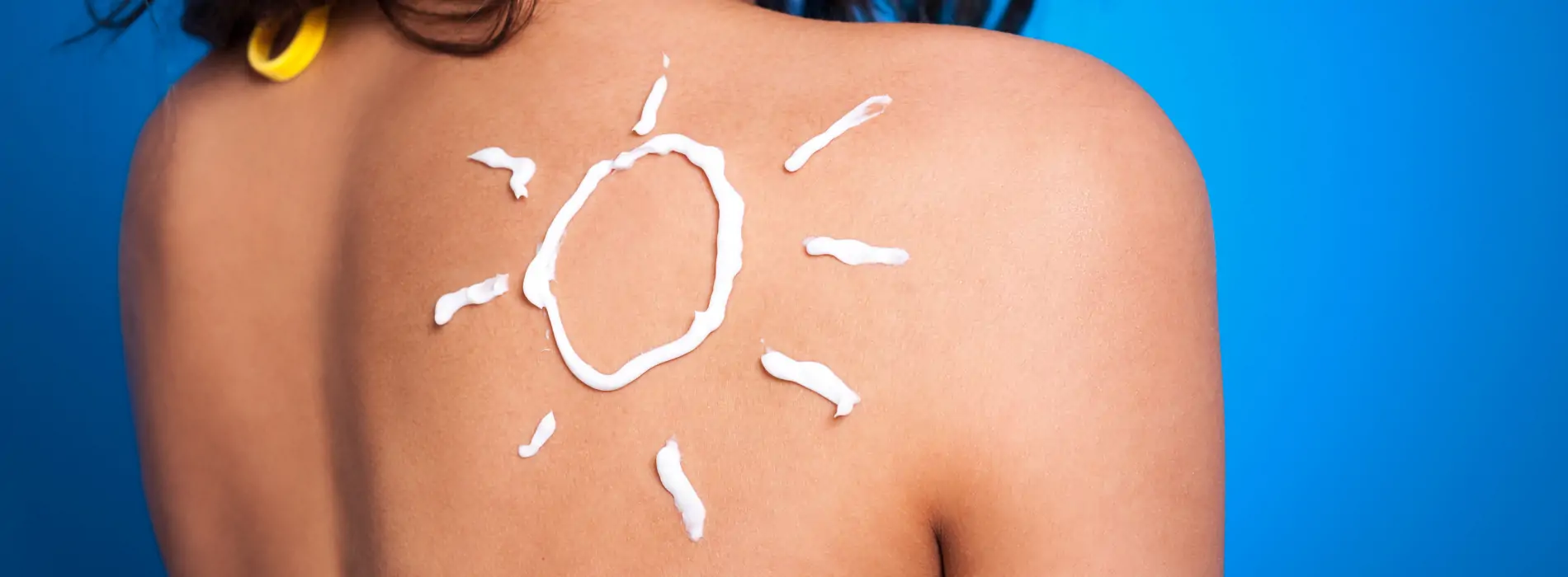 cómo evitar las manchas de sol en la piel