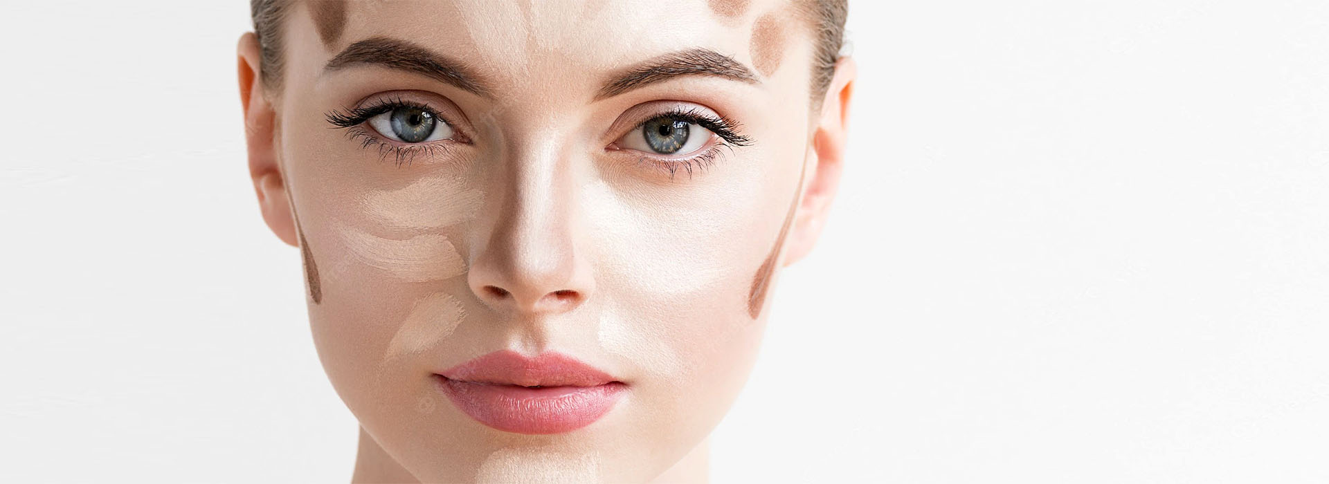 Rostro con las zonas de contouring marcadas en claro y oscuro